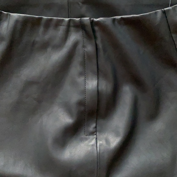 Blank NYC Monique Black Faux Leather Pencil Skirt - Picture 6 of 8